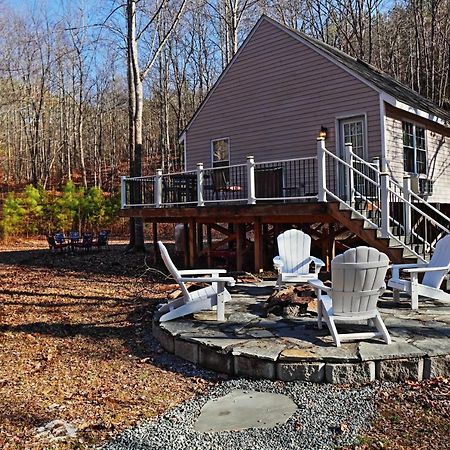 Our Private Wooded Cabin Chatham エクステリア 写真