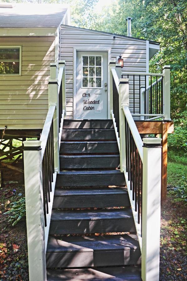 Our Private Wooded Cabin Chatham エクステリア 写真